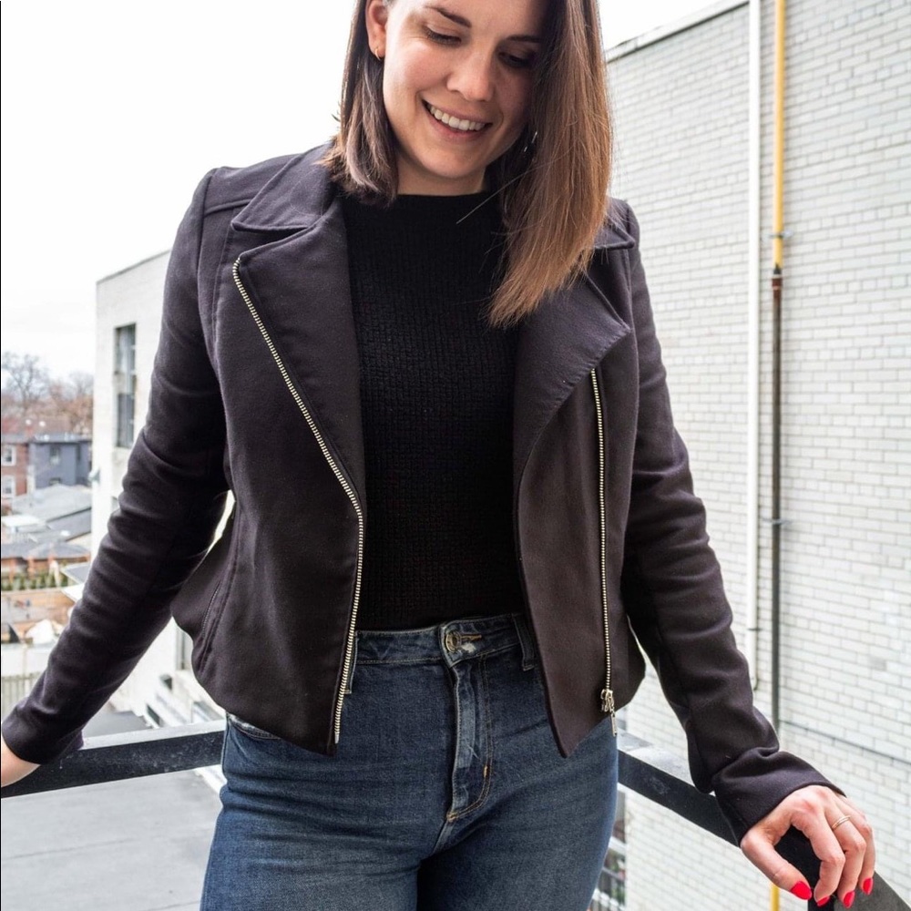 ⭐️Host Pick⭐️ 🆕 Encircled | The UnMoto Jacket
